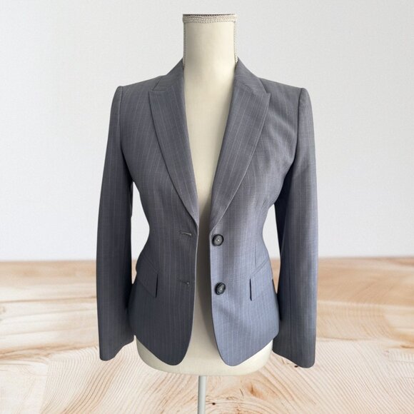 BANANA REPUBLIC Gray Pinstriped Blazer Jacket Size 2P - Picture 1 of 7